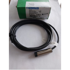 Telemecanique endüktif sensör XS2 M12 - U41,3mm - pirinç - Sn4mm - 12..24VDC - kablo 2m